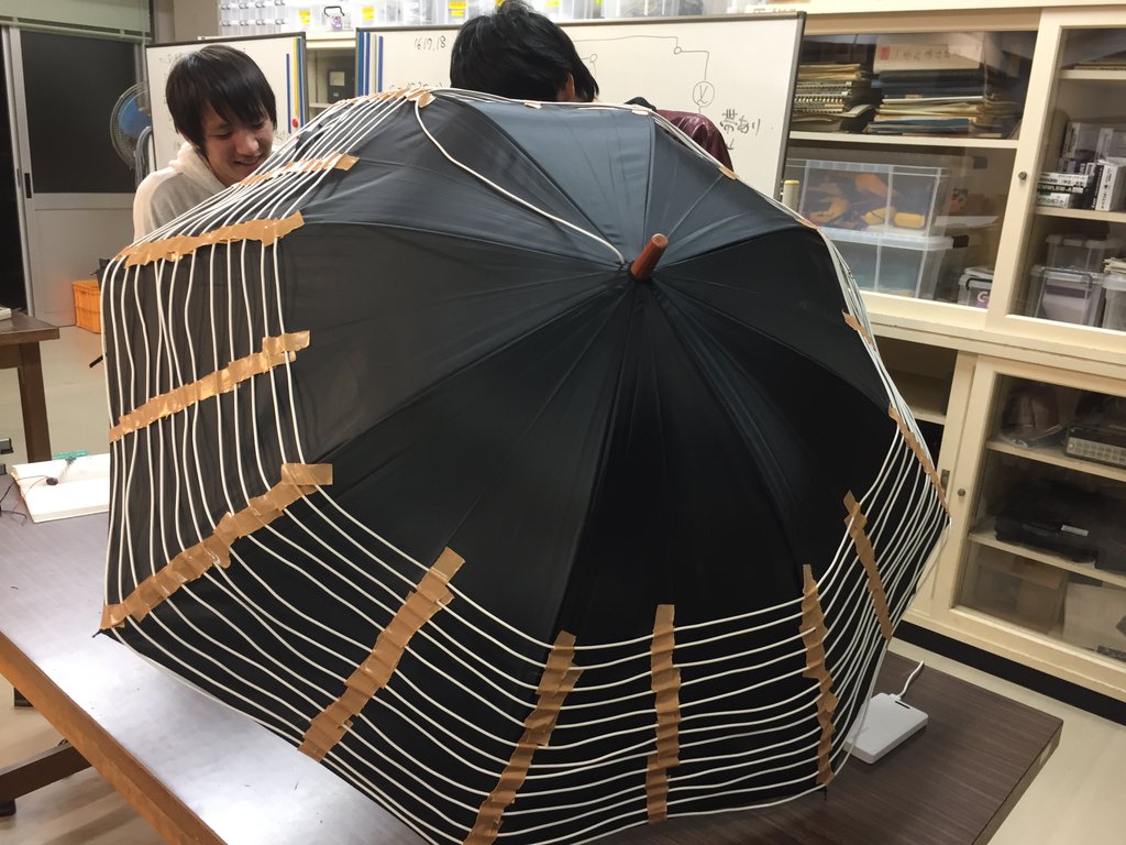 傘ラジオ