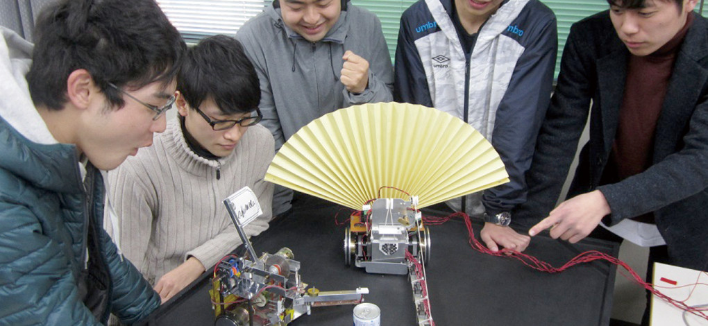 機械電子工学科(高松キャンパス)